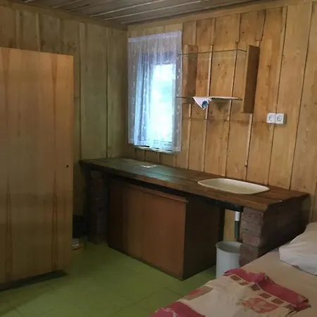 Rodinné Ubytovaní V Chatech Sruby Relax živohošt´ Village de vacances *